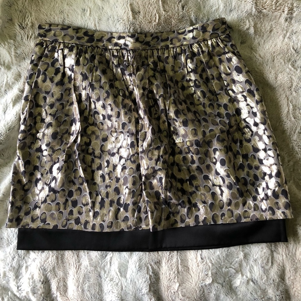 Beautiful silk/metallic leopard pattern club Monaco skirt
